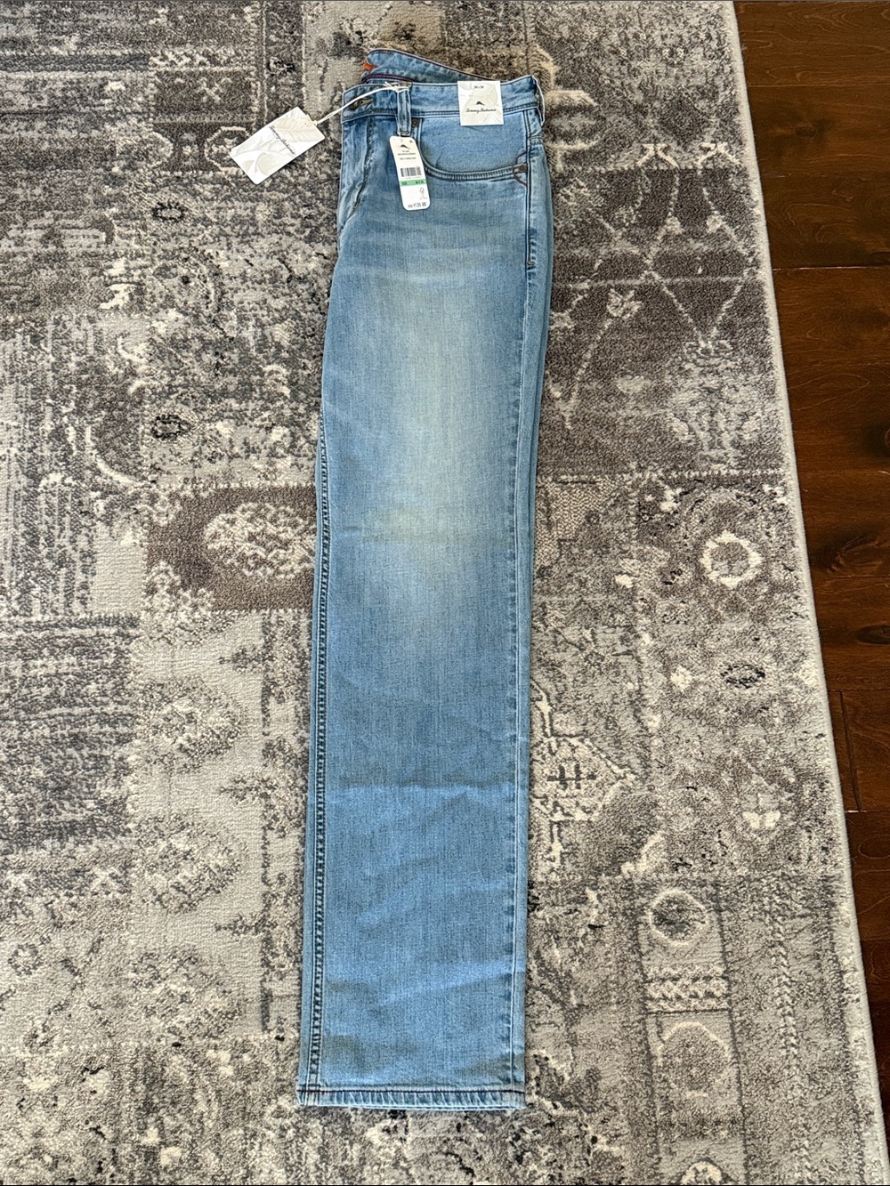Tommy Bahama straight-leg jeans, 34 x 34